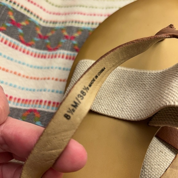 Lucky Brand Women's Tan and Cream Sandals 8.5 - Picture 5 of 8